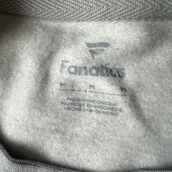 Fanatics Philadelphia 76ers Crewneck Sweatshirt - Picture 5 of 7